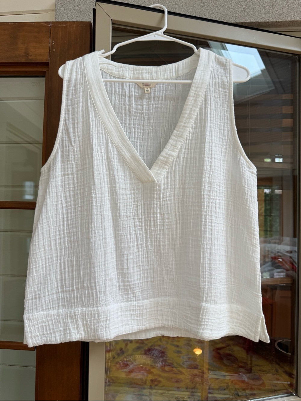 Faherty Cream Gauze V-Neck Sleeveless Tank